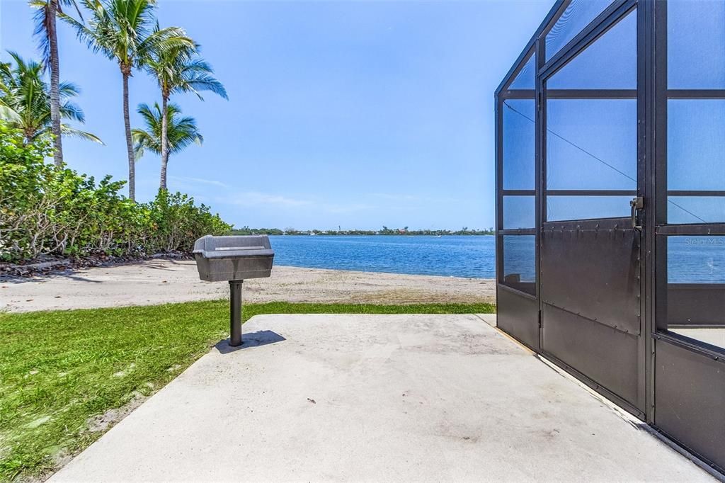 For Rent: $6,000 (2 beds, 3 baths, 1709 Square Feet)