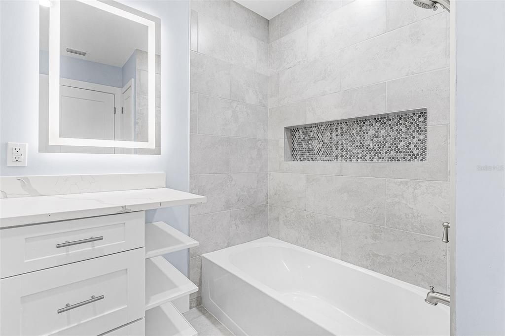 For Rent: $6,000 (2 beds, 3 baths, 1709 Square Feet)