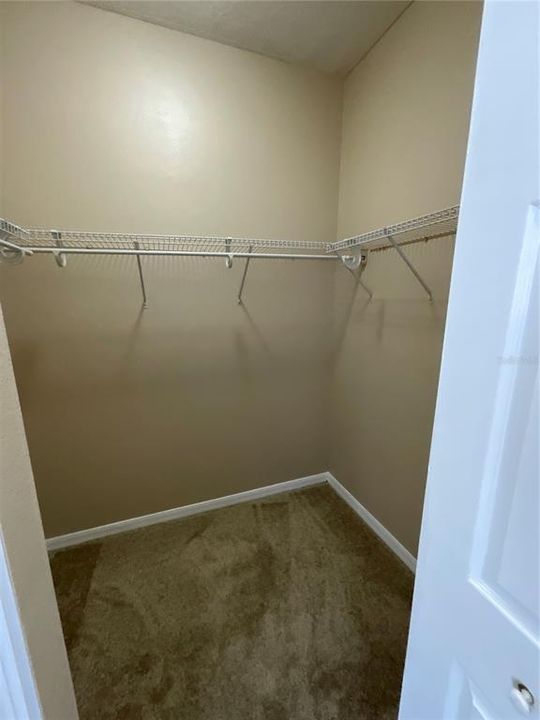 For Rent: $2,800 (5 beds, 3 baths, 2961 Square Feet)