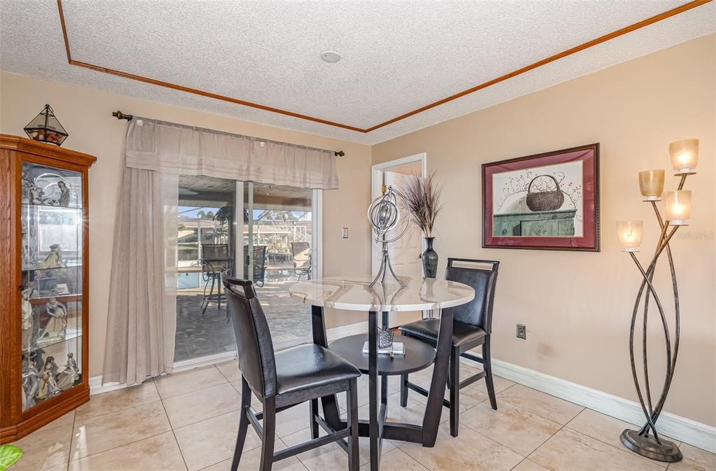 待售: $775,900 (3 贝兹, 2 浴室, 1804 平方英尺)