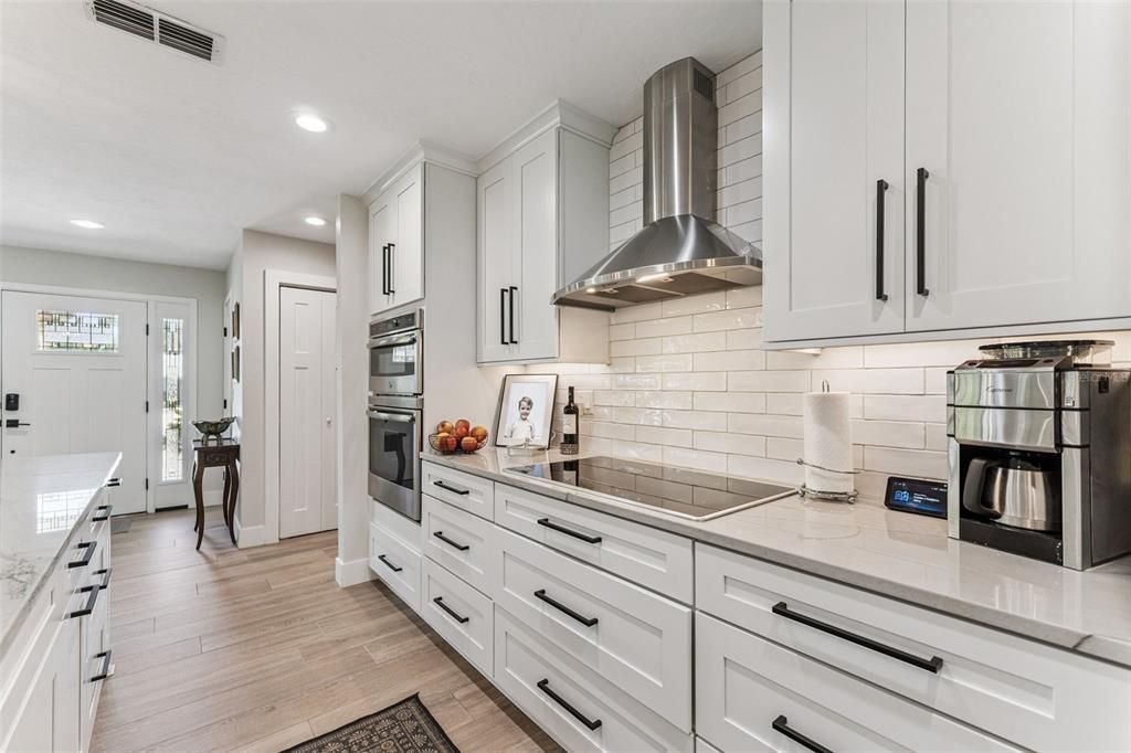 Active With Contract: $1,050,000 (3 beds, 2 baths, 2136 Square Feet)