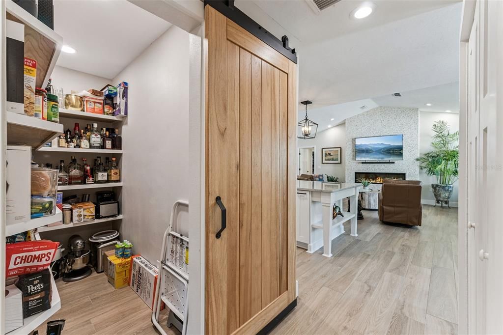 Active With Contract: $1,050,000 (3 beds, 2 baths, 2136 Square Feet)