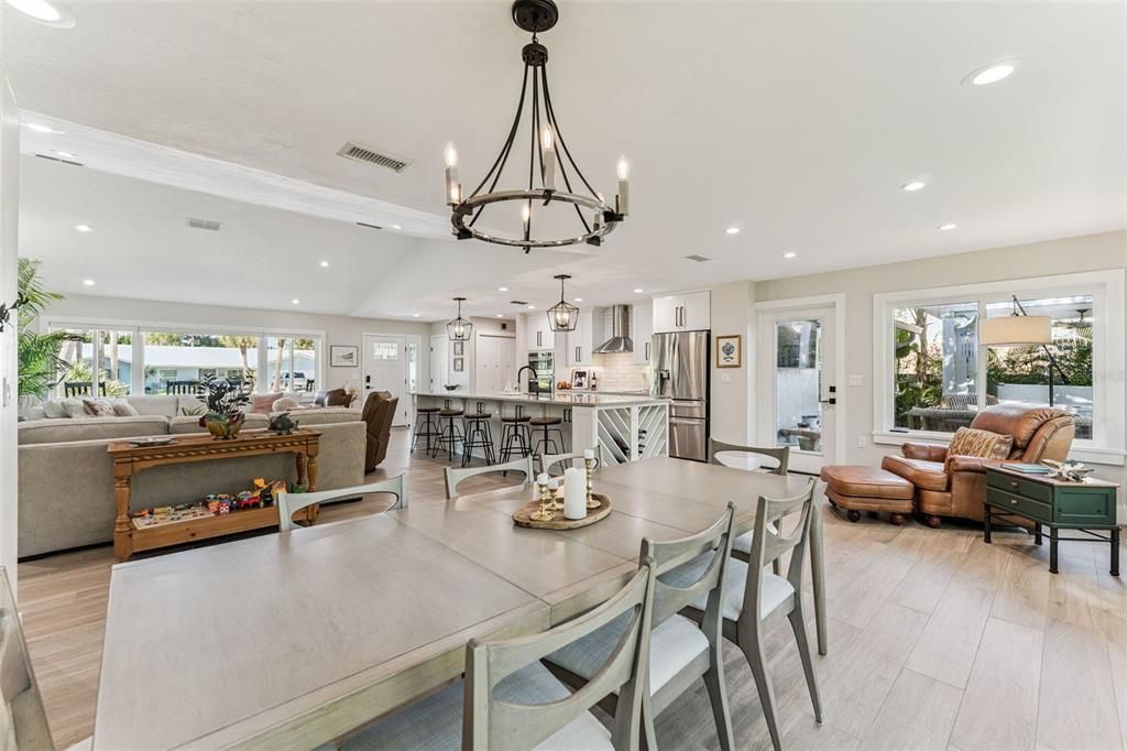 Active With Contract: $1,050,000 (3 beds, 2 baths, 2136 Square Feet)