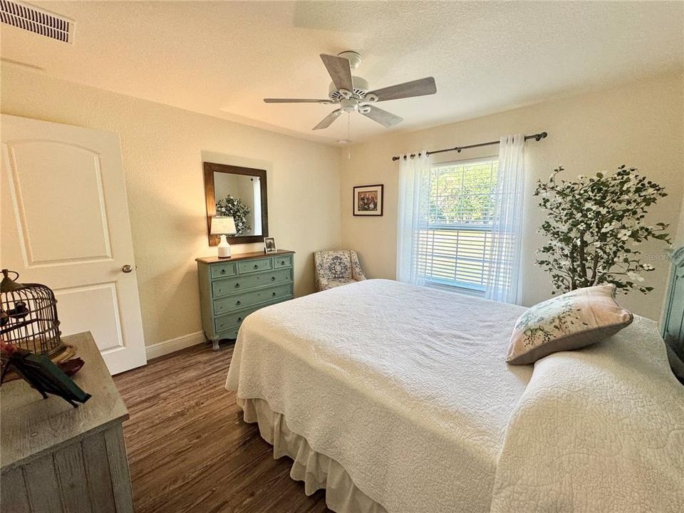 For Sale: $649,900 (3 beds, 2 baths, 1534 Square Feet)