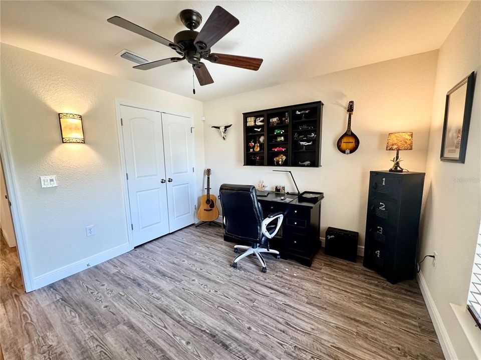 For Sale: $649,900 (3 beds, 2 baths, 1534 Square Feet)