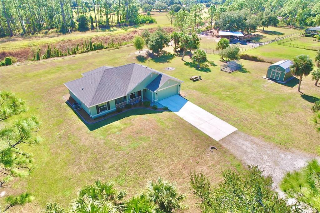 For Sale: $649,900 (3 beds, 2 baths, 1534 Square Feet)