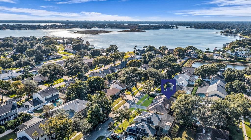 Activo con contrato: $625,000 (4 camas, 3 baños, 2534 Pies cuadrados)