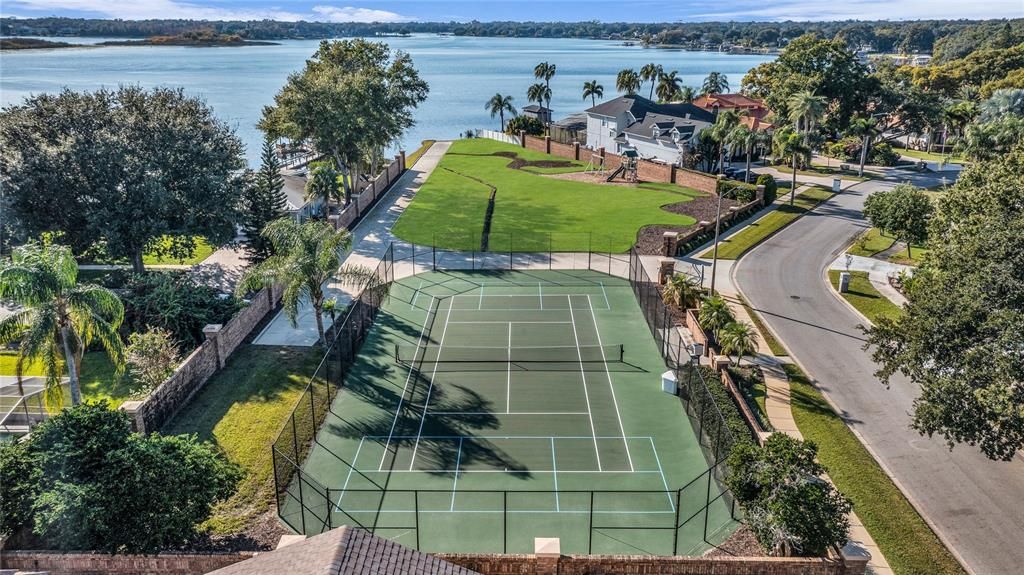 Activo con contrato: $625,000 (4 camas, 3 baños, 2534 Pies cuadrados)