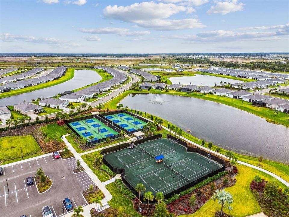 For Sale: $509,900 (3 beds, 2 baths, 1844 Square Feet)