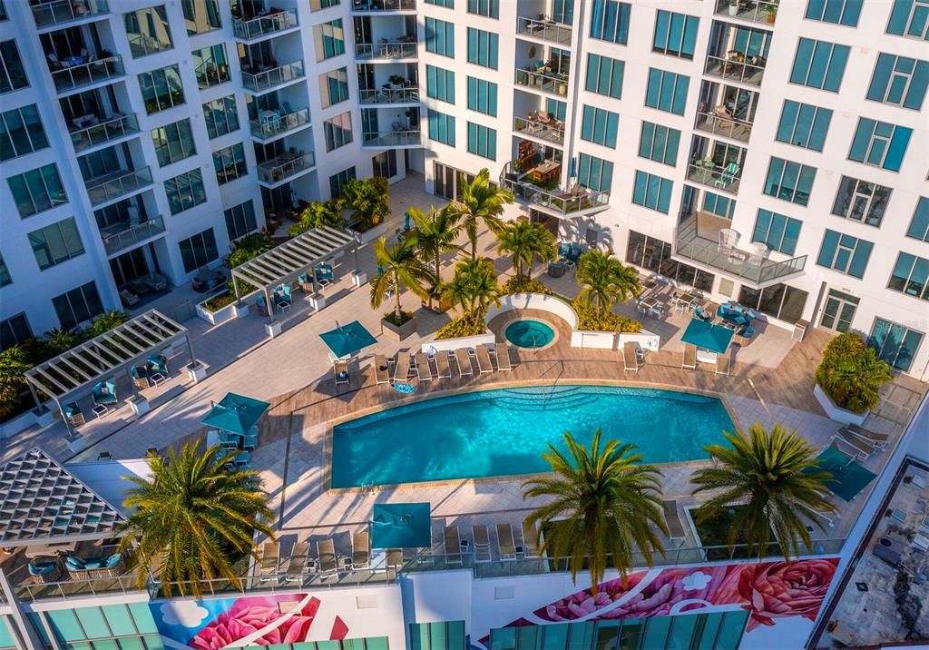 For Sale: $1,875,000 (2 beds, 2 baths, 1893 Square Feet)