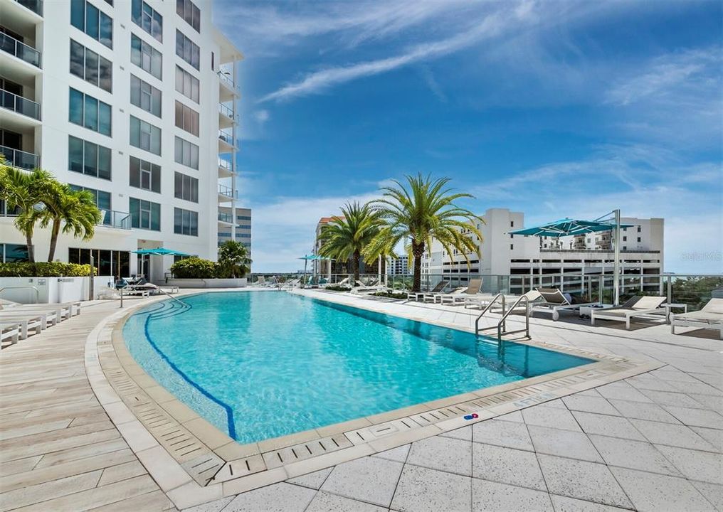 For Sale: $1,875,000 (2 beds, 2 baths, 1893 Square Feet)