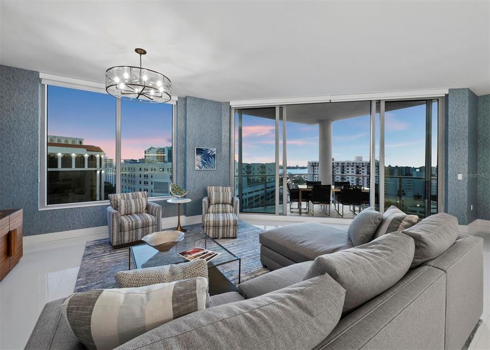 For Sale: $1,875,000 (2 beds, 2 baths, 1893 Square Feet)