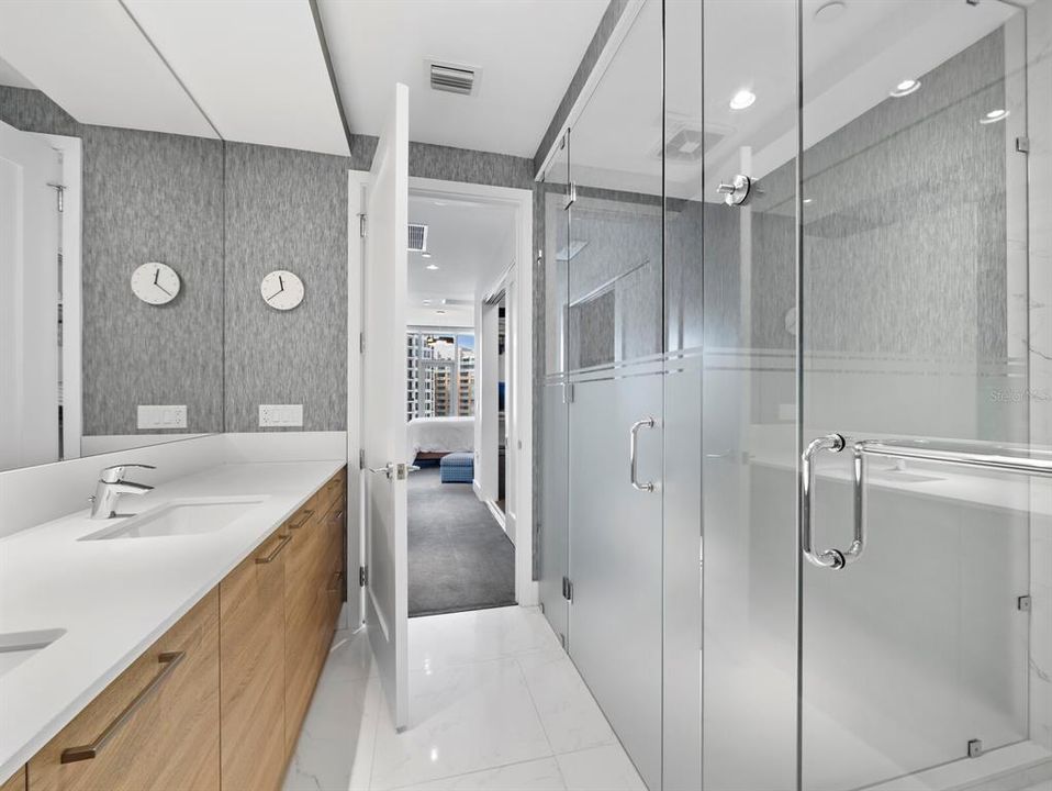 For Sale: $1,875,000 (2 beds, 2 baths, 1893 Square Feet)