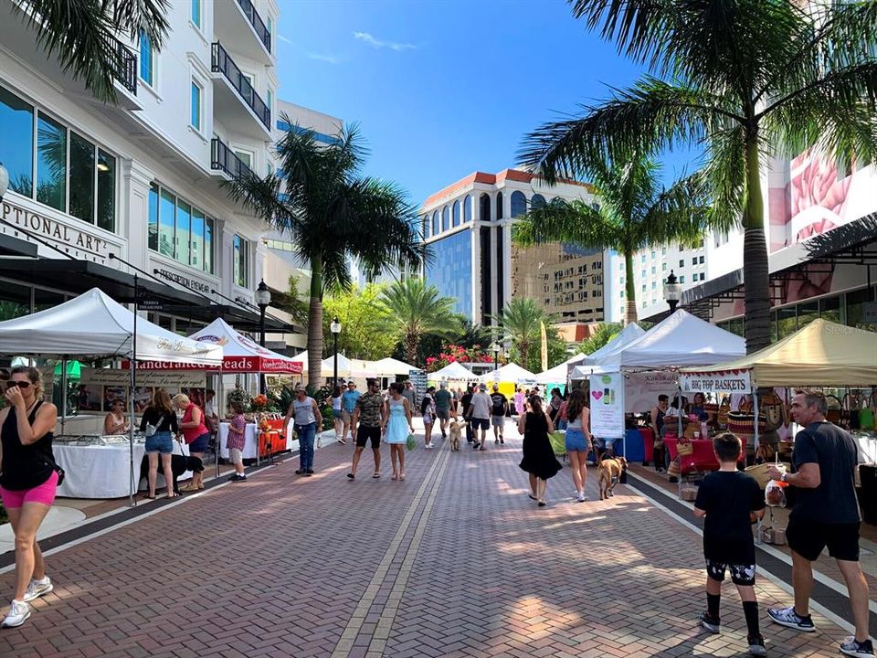 For Sale: $1,875,000 (2 beds, 2 baths, 1893 Square Feet)