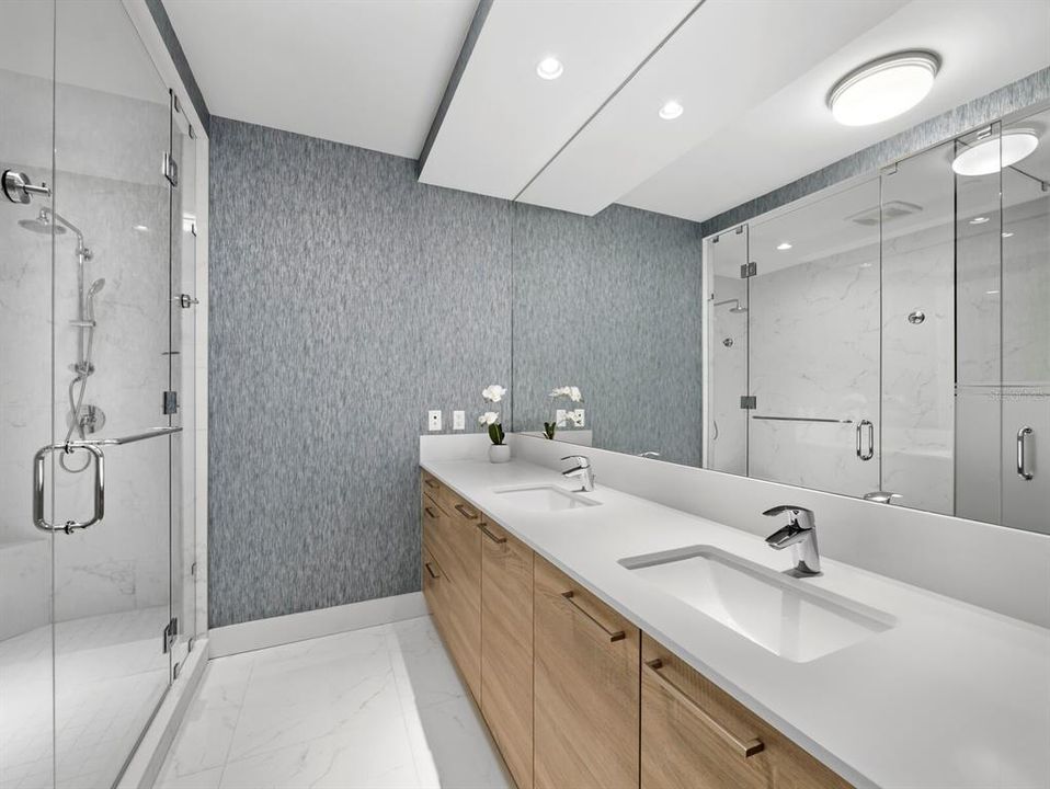 For Sale: $1,875,000 (2 beds, 2 baths, 1893 Square Feet)