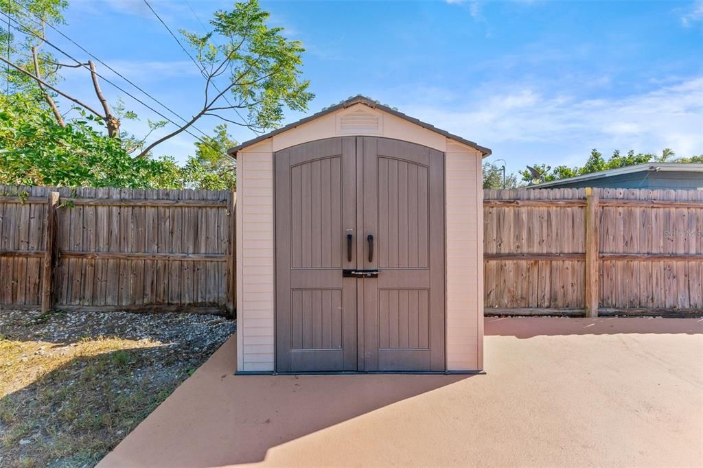 Под контрактом: $330,000 (3 спален, 1 ванн, 988 Квадратных фут)