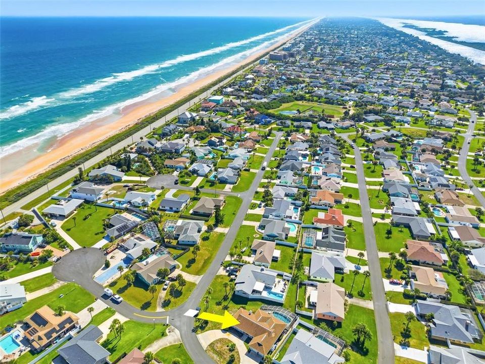 Active With Contract: $399,900 (3 beds, 2 baths, 1974 Square Feet)