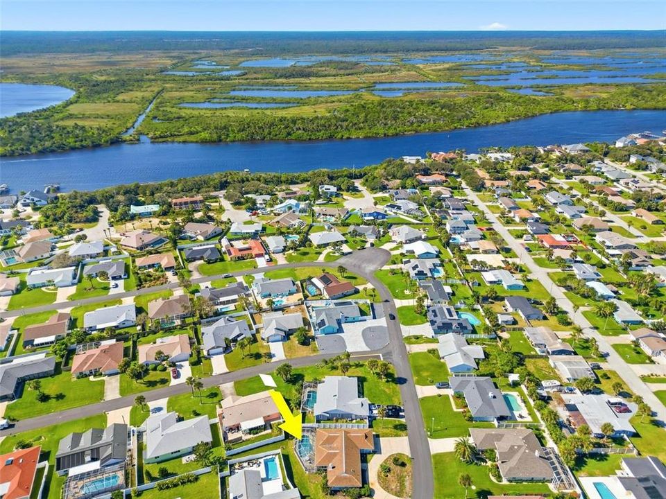 Active With Contract: $399,900 (3 beds, 2 baths, 1974 Square Feet)