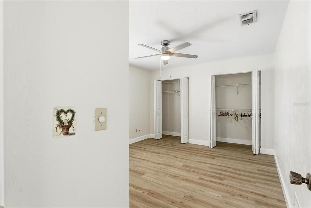 Active With Contract: $399,900 (3 beds, 2 baths, 1974 Square Feet)