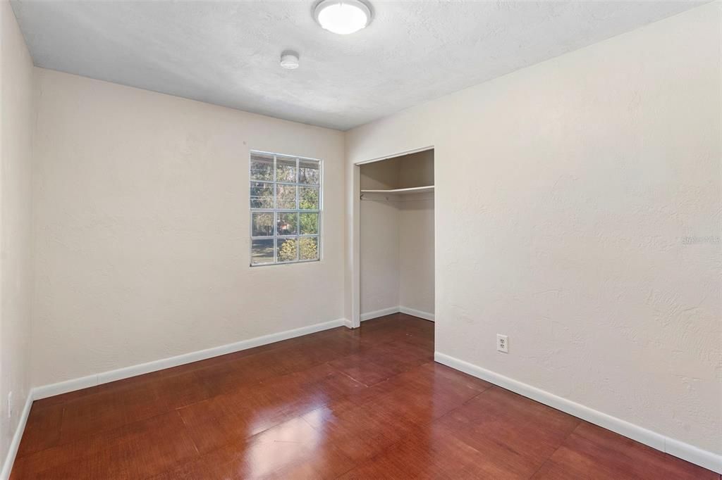 For Sale: $335,000 (5 beds, 3 baths, 2817 Square Feet)