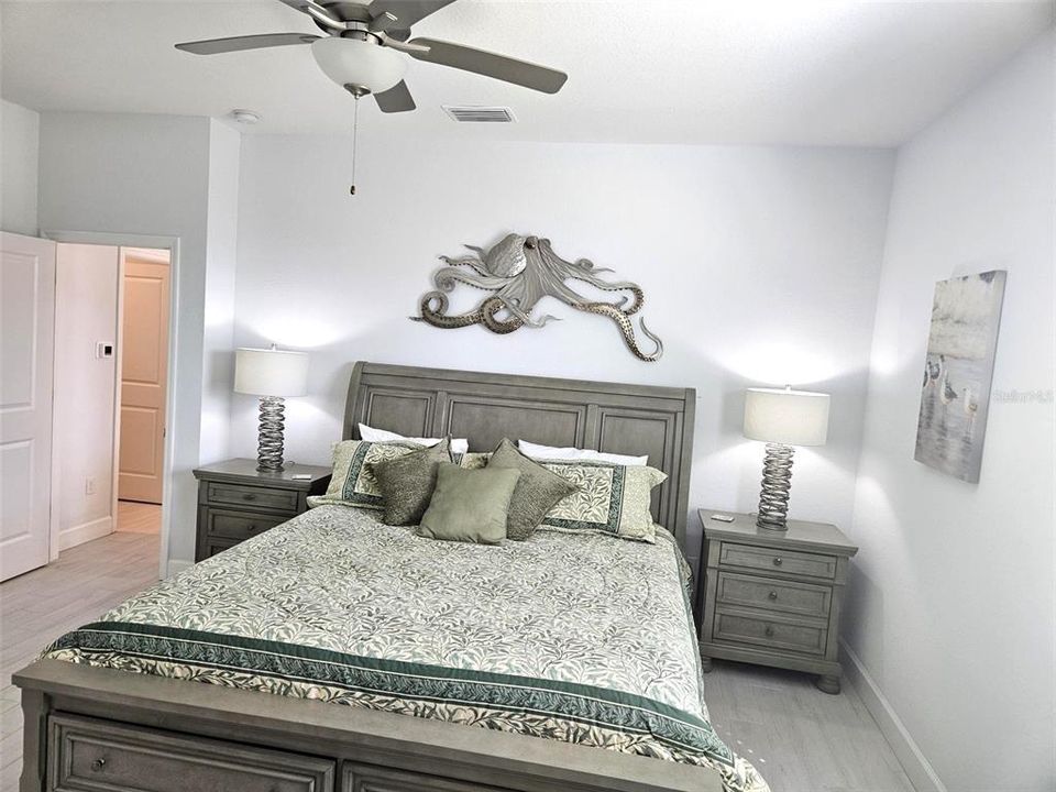 For Rent: $2,500 (3 beds, 2 baths, 1287 Square Feet)