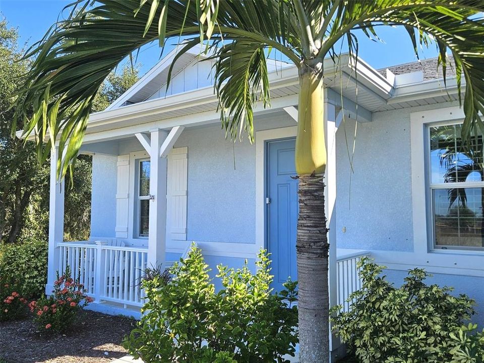 For Rent: $2,500 (3 beds, 2 baths, 1287 Square Feet)