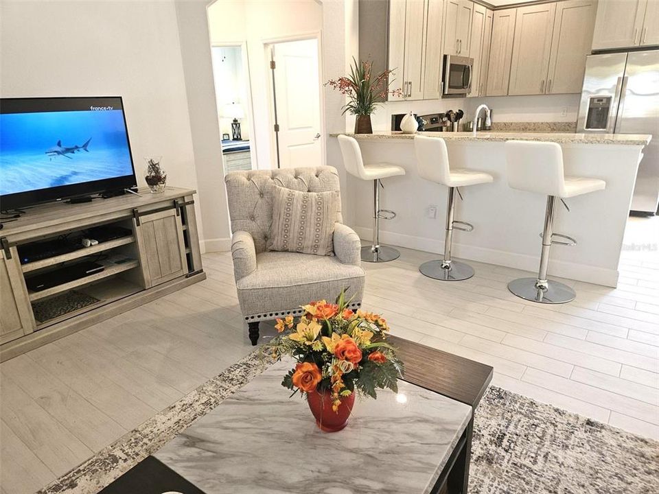 For Rent: $2,500 (3 beds, 2 baths, 1287 Square Feet)