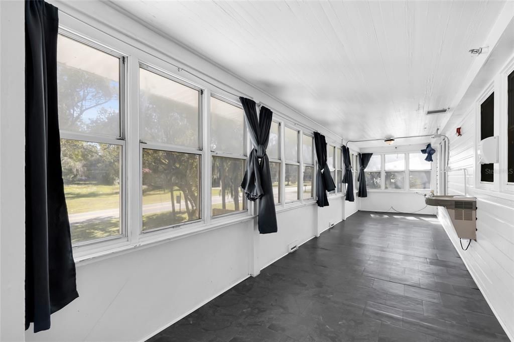 For Sale: $400,000 (0 beds, 0 baths, 4756 Square Feet)