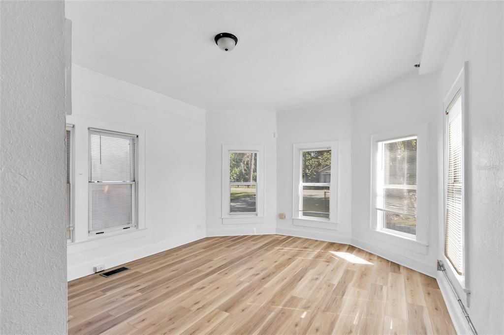 For Sale: $400,000 (0 beds, 0 baths, 4756 Square Feet)