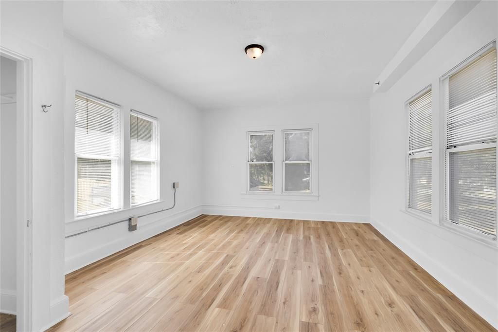 For Sale: $400,000 (0 beds, 0 baths, 4756 Square Feet)