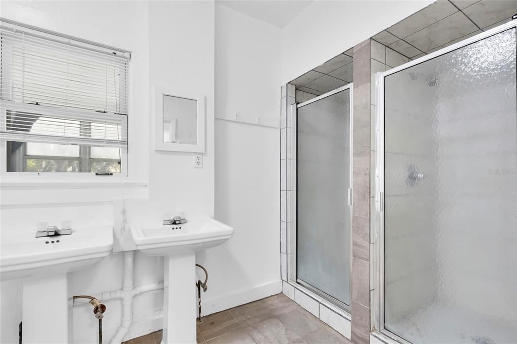 For Sale: $400,000 (0 beds, 0 baths, 4756 Square Feet)