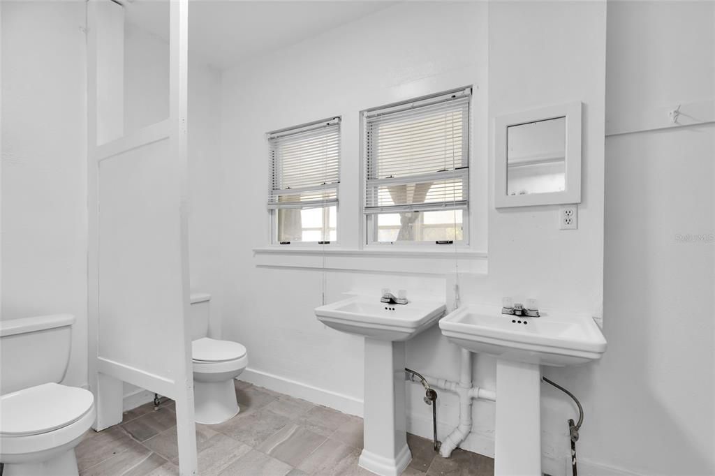 For Sale: $400,000 (0 beds, 0 baths, 4756 Square Feet)