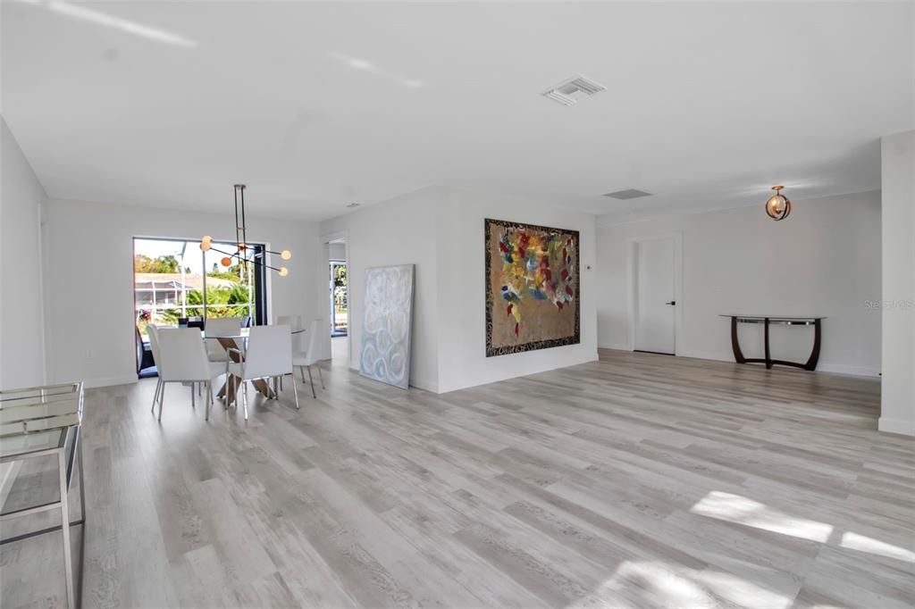 For Sale: $1,675,000 (3 beds, 2 baths, 1995 Square Feet)