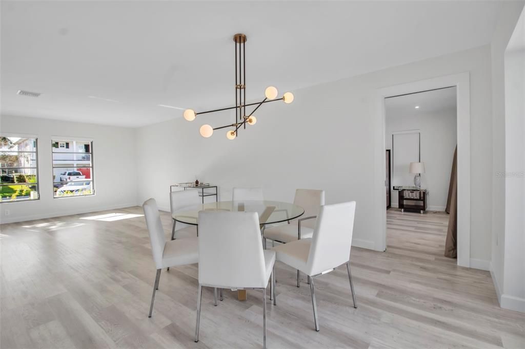 For Sale: $1,675,000 (3 beds, 2 baths, 1995 Square Feet)