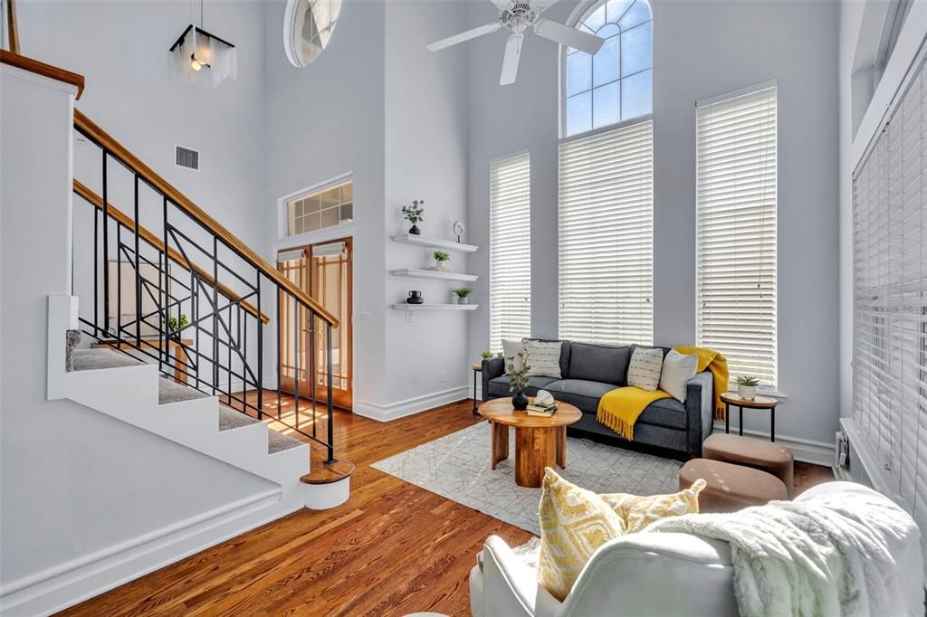 For Sale: $845,000 (3 beds, 3 baths, 2116 Square Feet)