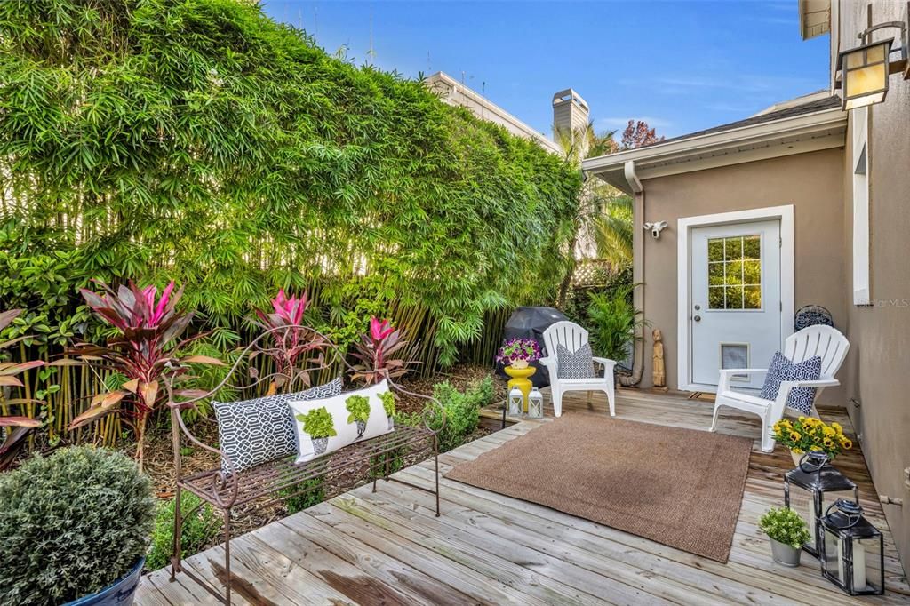 For Sale: $845,000 (3 beds, 3 baths, 2116 Square Feet)