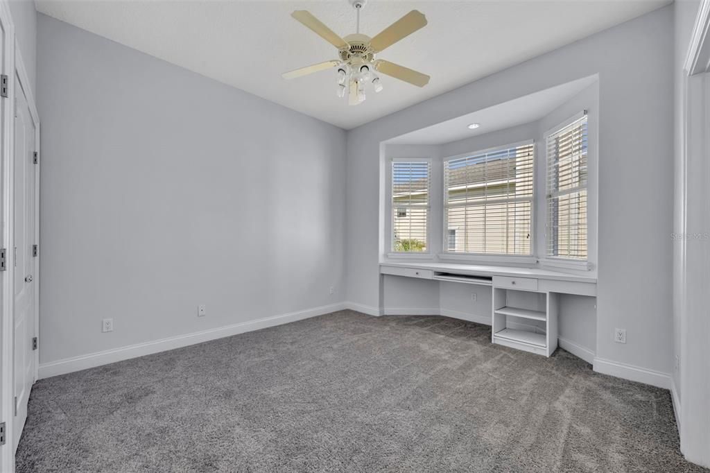 For Sale: $845,000 (3 beds, 3 baths, 2116 Square Feet)