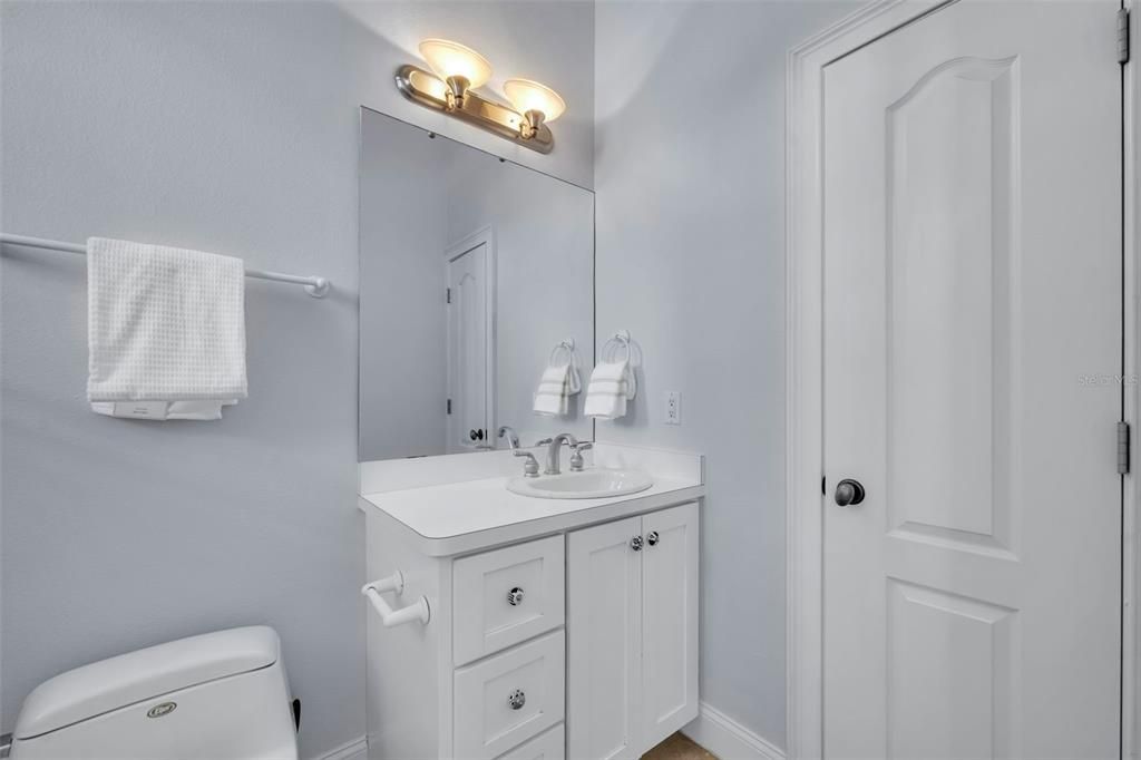 For Sale: $845,000 (3 beds, 3 baths, 2116 Square Feet)