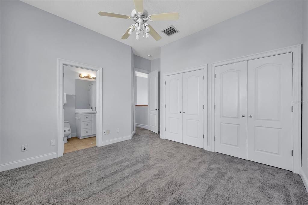 For Sale: $845,000 (3 beds, 3 baths, 2116 Square Feet)