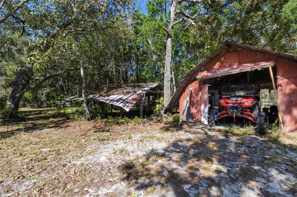 Под контрактом: $189,000 (2 спален, 1 ванн, 728 Квадратных фут)