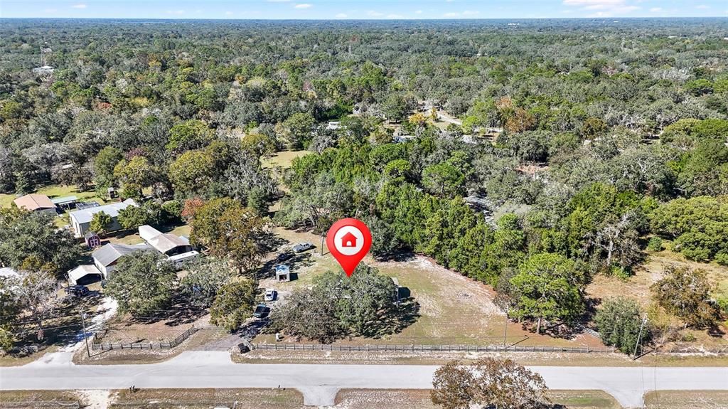 Под контрактом: $189,000 (2 спален, 1 ванн, 728 Квадратных фут)