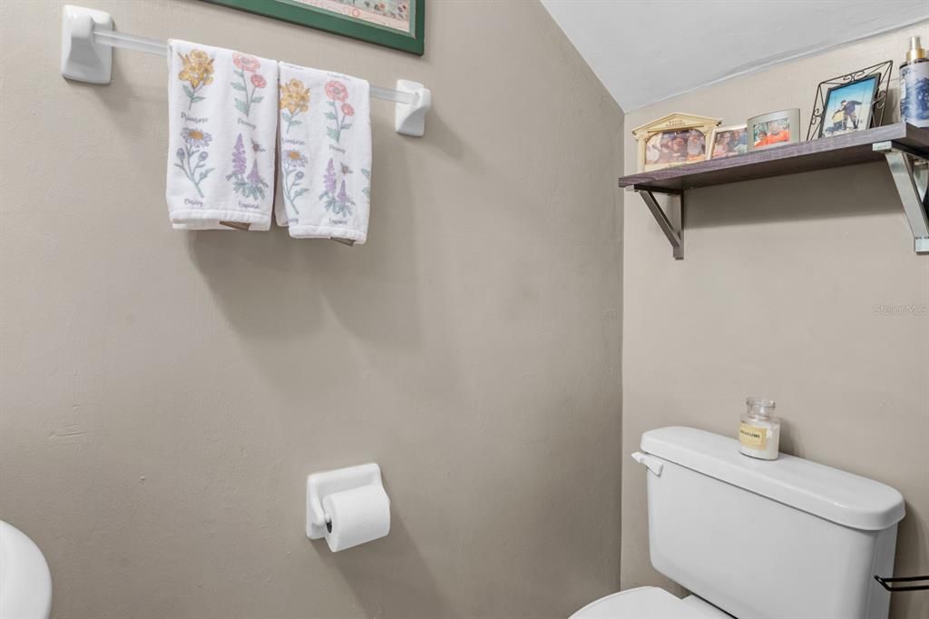 На продажу: $325,000 (3 спален, 2 ванн, 1584 Квадратных фут)