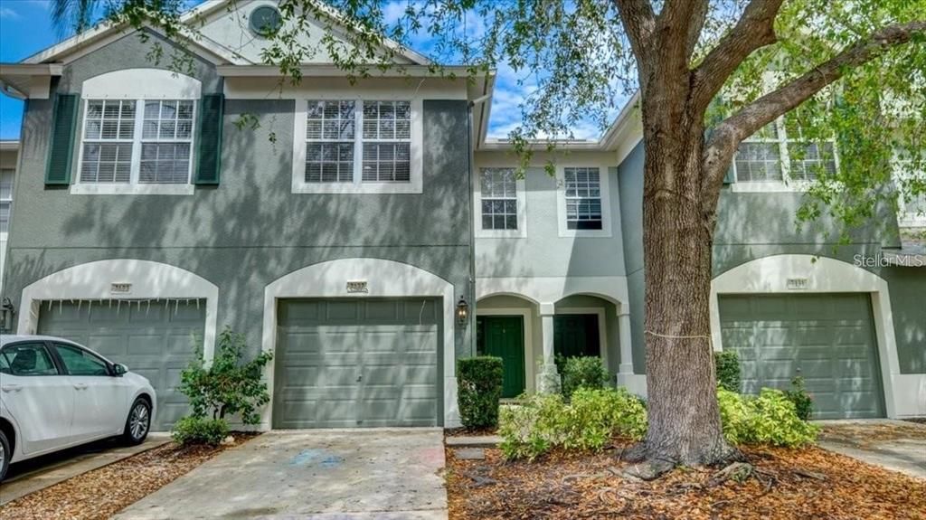 For Rent: $1,999 (3 beds, 2 baths, 1596 Square Feet)