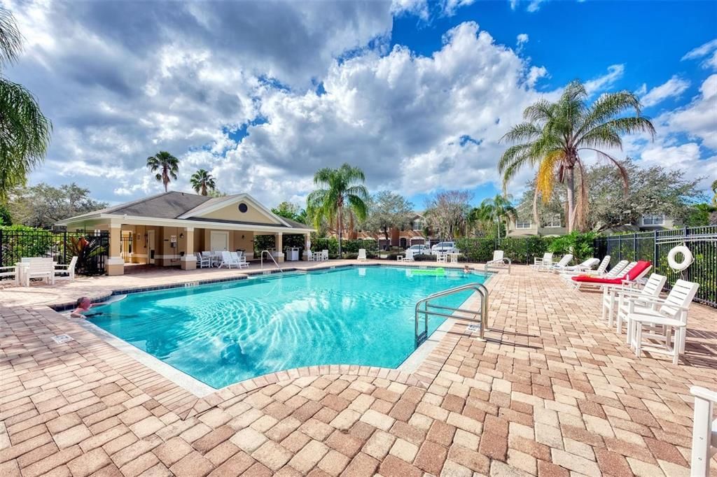 For Rent: $1,999 (3 beds, 2 baths, 1596 Square Feet)