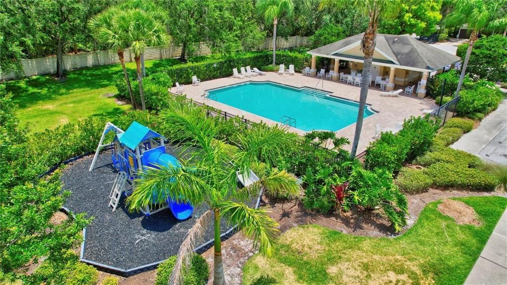 For Rent: $1,999 (3 beds, 2 baths, 1596 Square Feet)