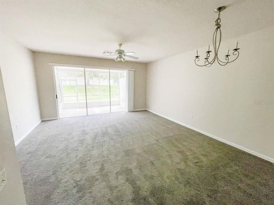 For Rent: $1,999 (3 beds, 2 baths, 1596 Square Feet)