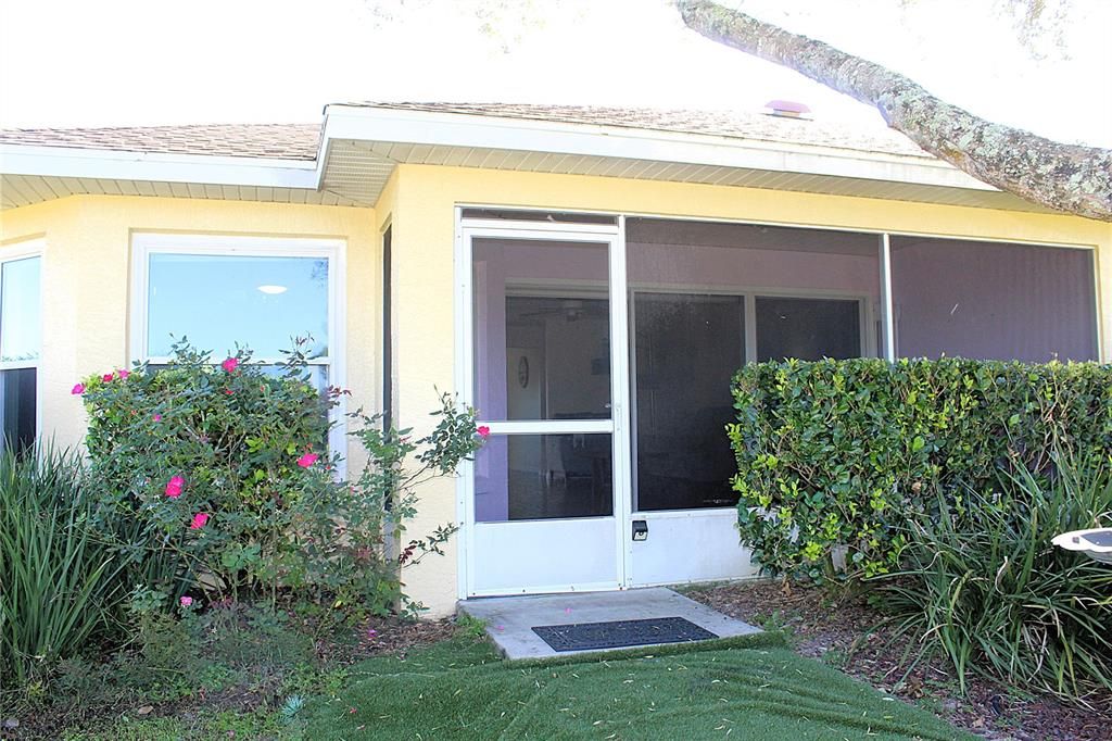 For Sale: $180,500 (2 beds, 2 baths, 1504 Square Feet)