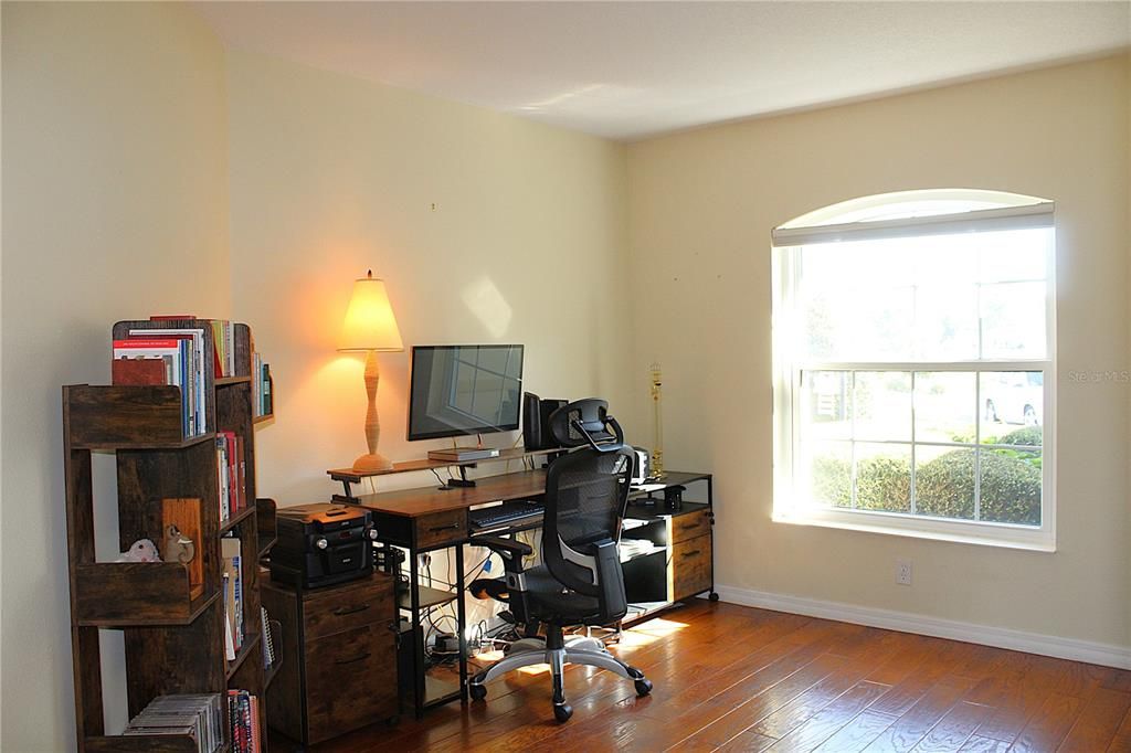 For Sale: $180,500 (2 beds, 2 baths, 1504 Square Feet)