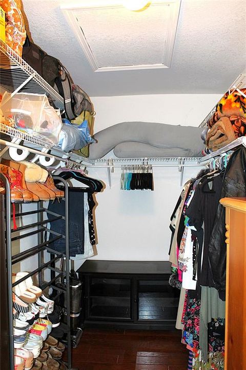 For Sale: $180,500 (2 beds, 2 baths, 1504 Square Feet)