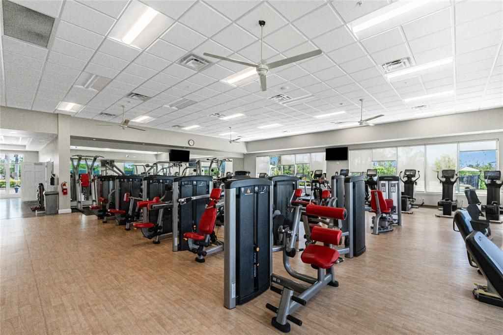 待售: $239,900 (2 贝兹, 2 浴室, 1327 平方英尺)